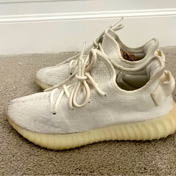 Yeezy Adidas Boost 350 V2 in Cream White - Picture 1 of 2